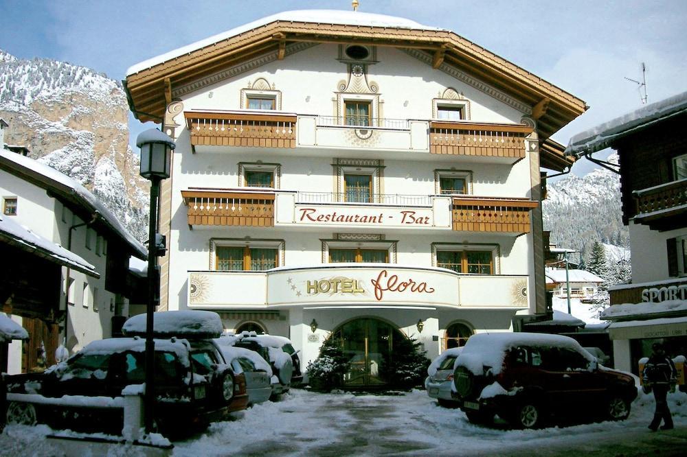 Hotel Flora Selva di Val Gardena Dış mekan fotoğraf